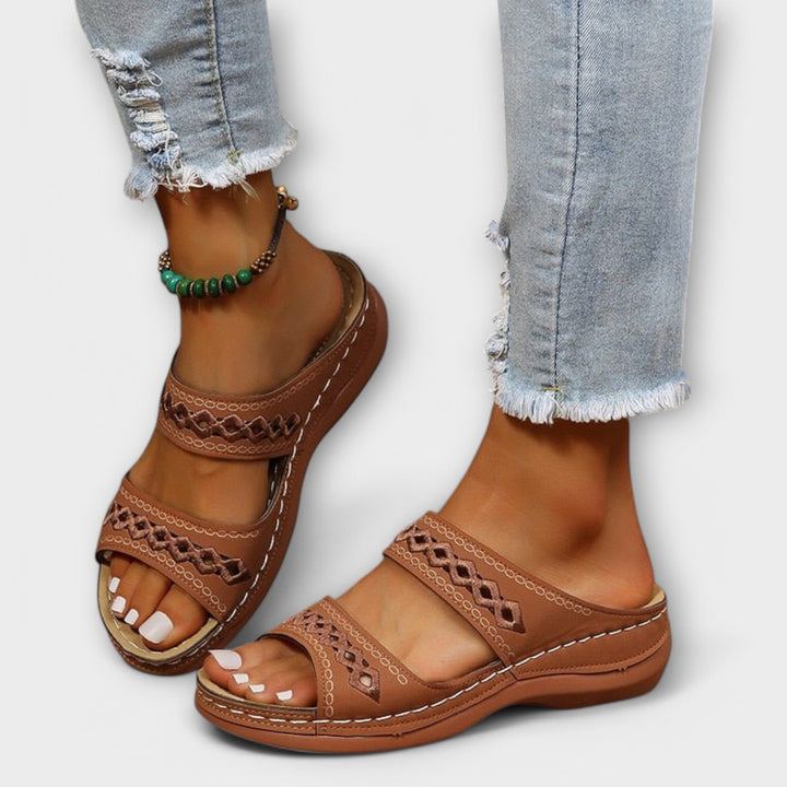 sandals Emily